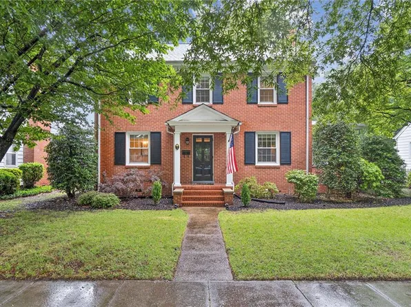 3 Acorn St, Hampton, VA 23669