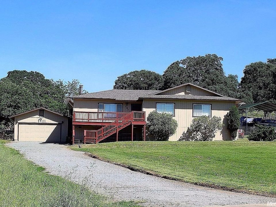 Front of home with Contemporary Design and Style.