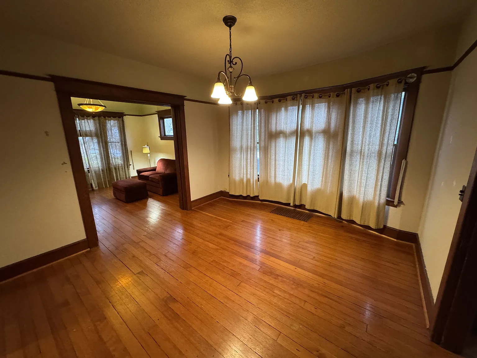 410 Northeast 56th Avenue - SF — Photo 4