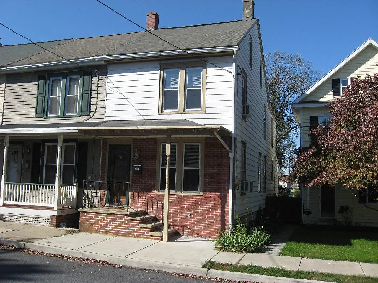 22 S Spruce St photo 1