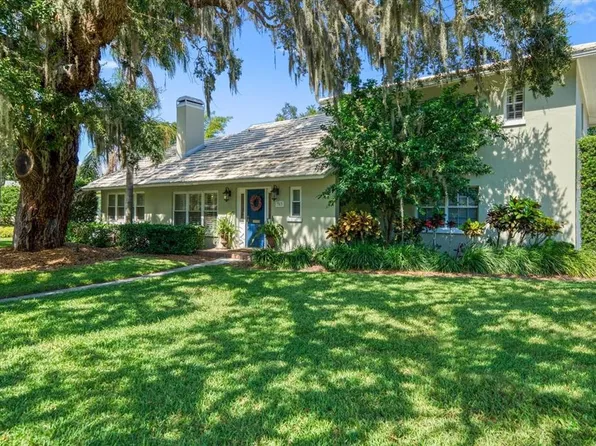 303 PONCE DE LEON BOULEVARD, BELLEAIR, FL 33756