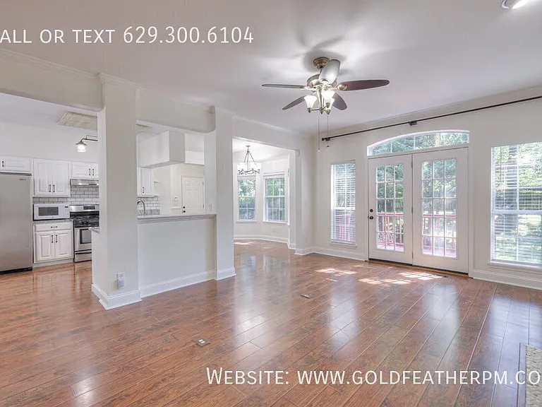 5888 Woodlands Ave — Photo 49