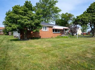 200 Margaret Rd, Amherst, NY 14226