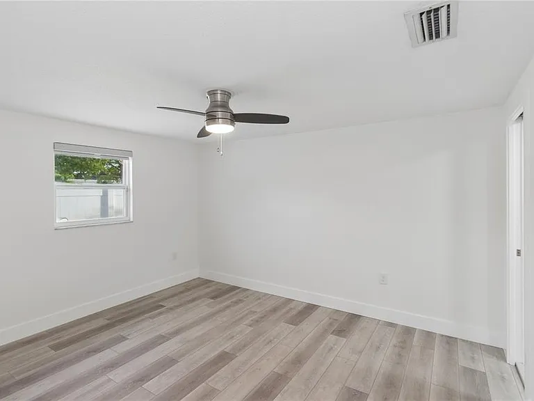 5400 Denver St NE — Photo 35