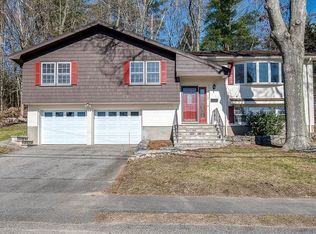 142 Scott Cir, Dedham, MA 02026