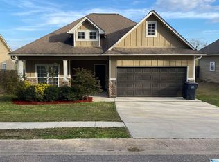 201 Bonnieville Dr, Calera, AL 35040
