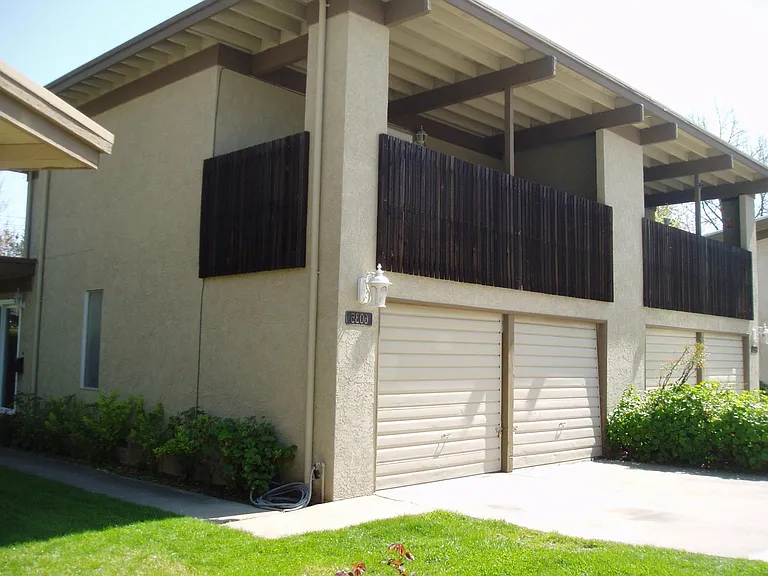 6033 Leafwood Dr — Photo 25