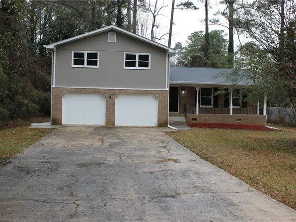 856 Dunleith Ct, Stone Mountain, GA 30083