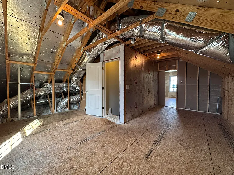 528 Walker Ranch Dr — Photo 32