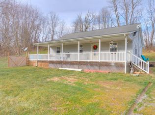 416 E Buck Ave, Rural Retreat, VA 24368