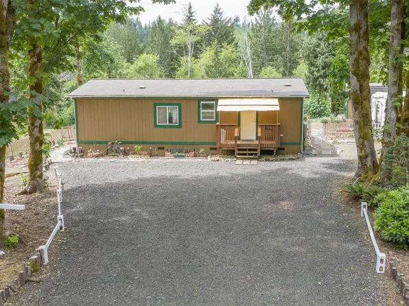 670 N Duckabush Drive N, Hoodsport, WA 98548