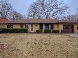 107 Shady Knolls Dr, East Peoria, IL
