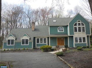 6 Creekview Rd, Cinnaminson, NJ 08077