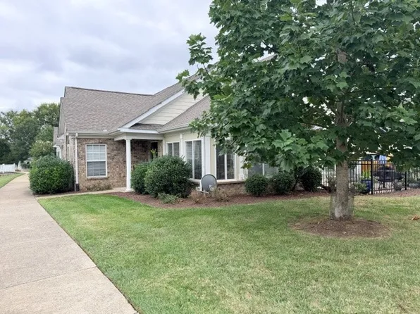 825 Browns Ln #2302, Gallatin, TN 37066