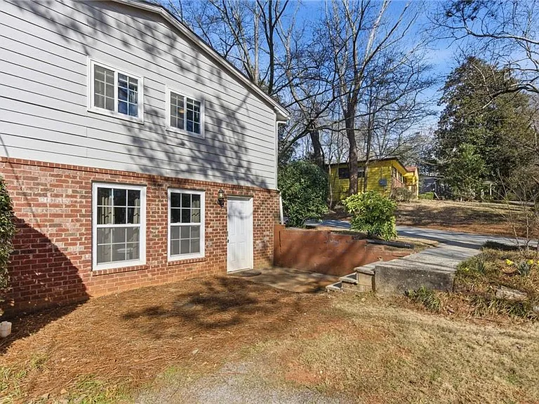 3112 Dove Way — Photo 36