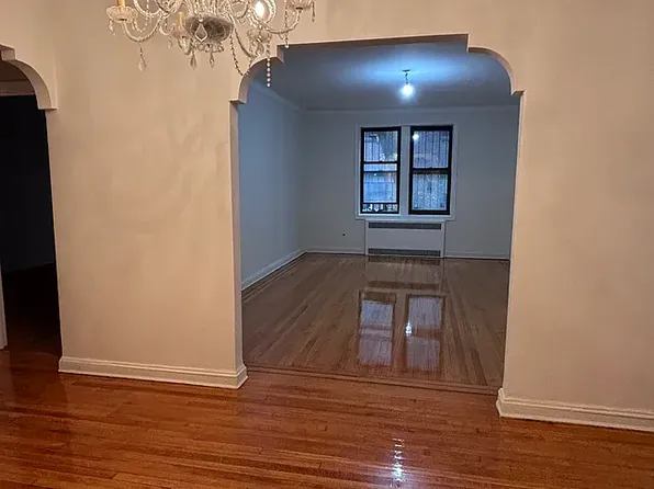 34-49 81st St #4B, Jackson Heights, NY 11372