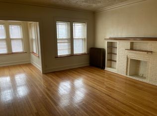 7800 S Cornell Ave #2/3, Chicago, IL 60649