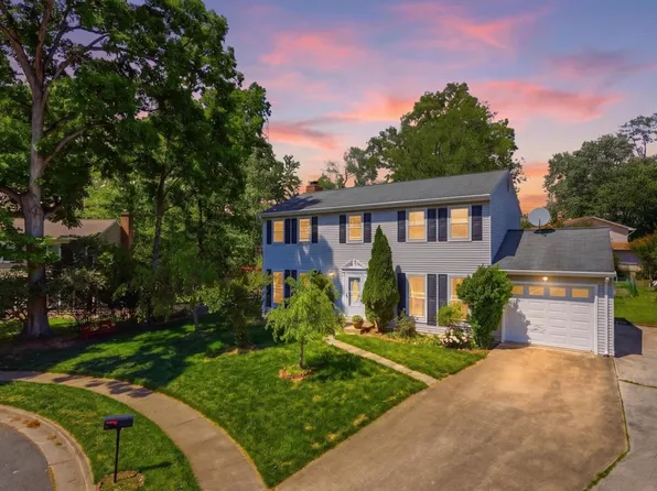 211 Whispering Wind Ct SE, Vienna, VA 22180