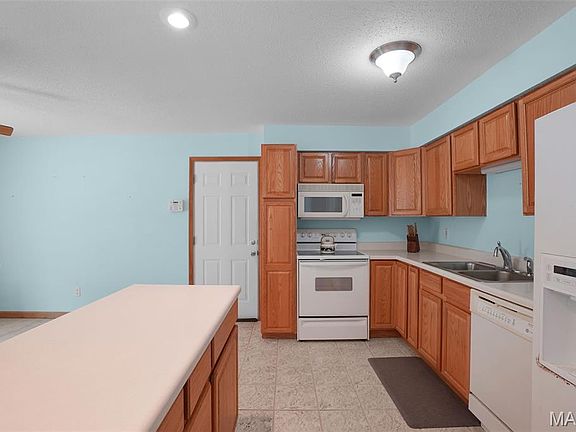 4th image of 11833 McKelvey Gardens Dr