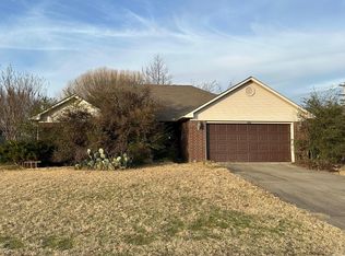 1800 Angeline Dr, Conway, AR 72032