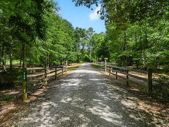 3rd image of 700 County Road 2125