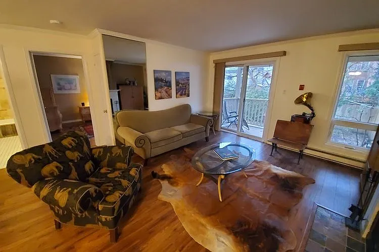 160 Bruyere St #3 — Photo 8