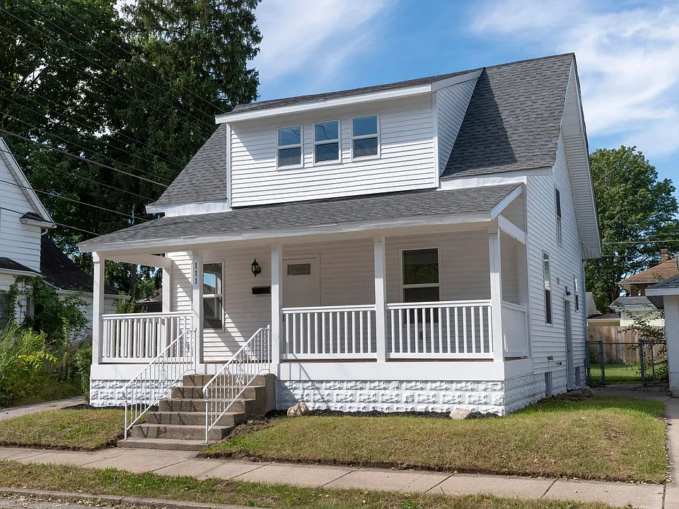 111 Campbell St