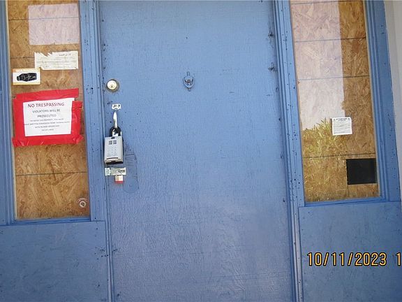 4th image of 594 Willow Green Dr