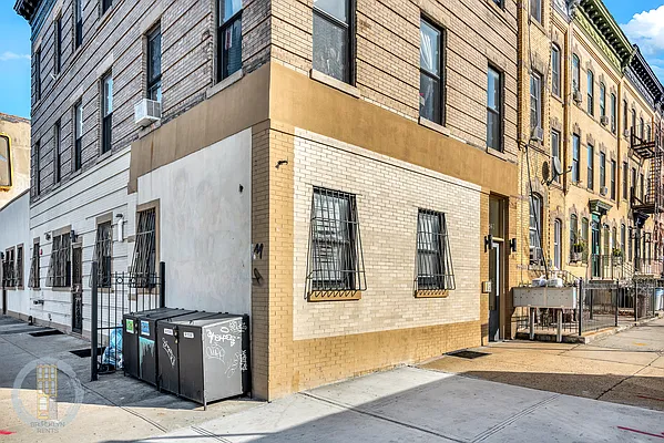 Rented by Brooklyn Rentals NYC | media 8