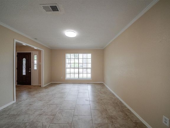 2nd image of 15311 Pebble Lake Dr