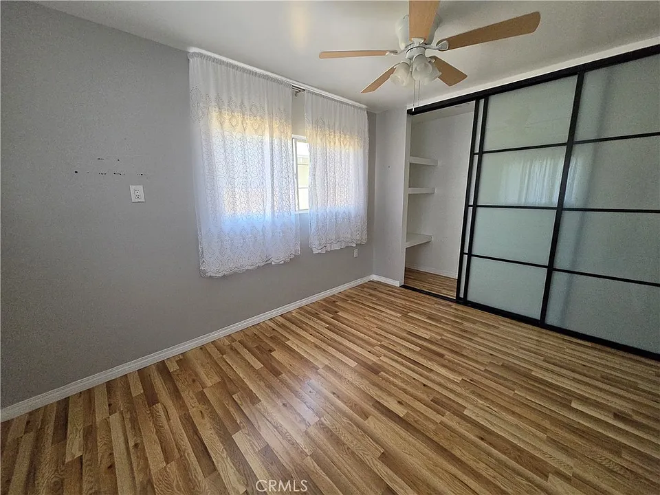1695 1/2 James Pl