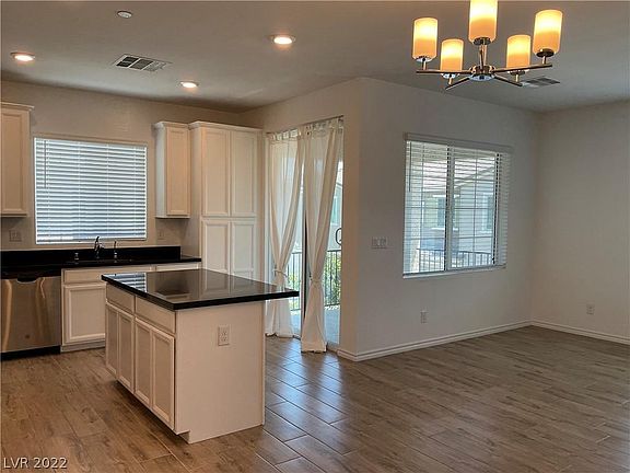 2nd image of 20 Barbara Ln #96