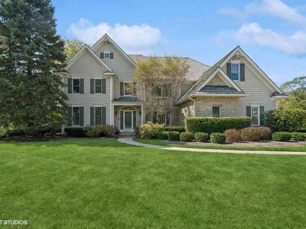 31280 W Somerset Cir, Libertyville, IL 60048