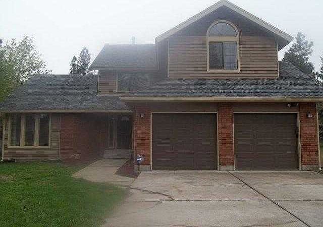 1st image of 1112 E Woodcrest Ct