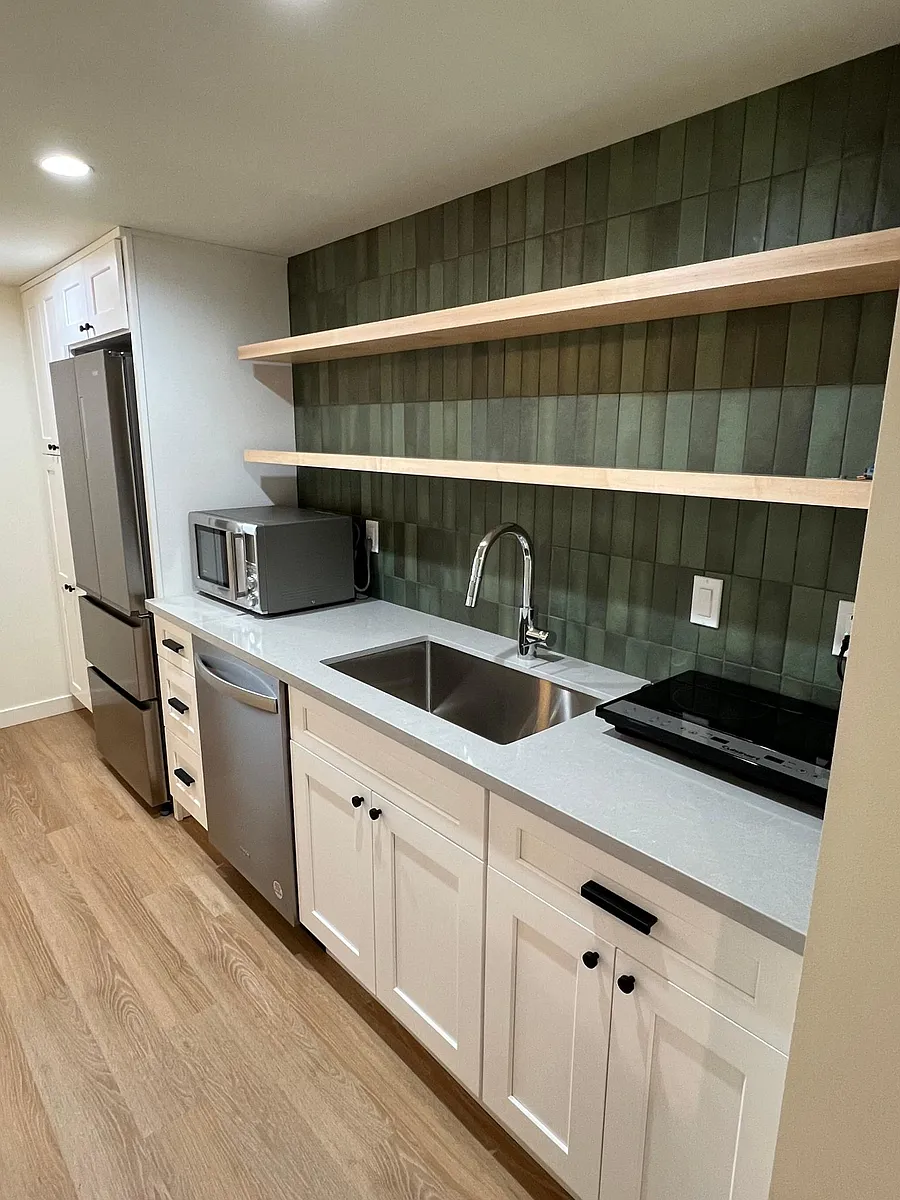 Artisan tile, soft close drawers and cabinets in the designer kitchenette - 522 Lee St #B