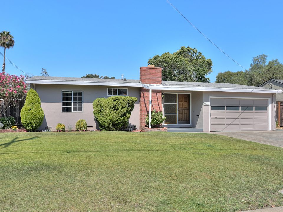 1st image of 15277 Charlotte Ave