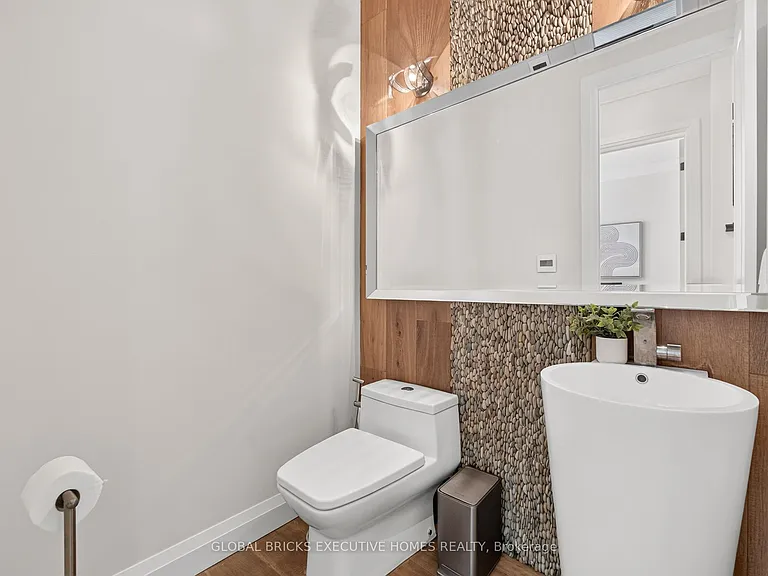 56 Valleyscape Dr — Photo 11