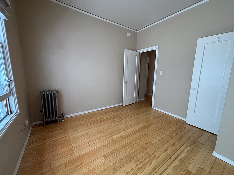 1955 Chestnut St #203 — Photo 2