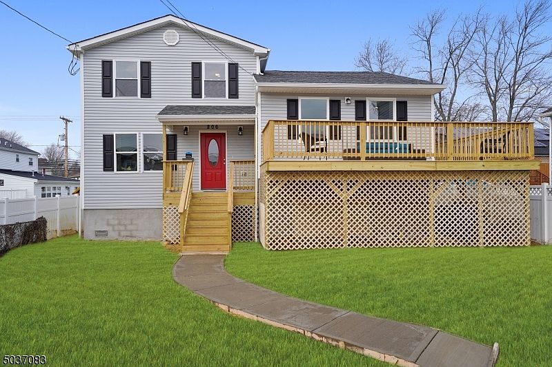 1st image of 206 Sunset Ave
