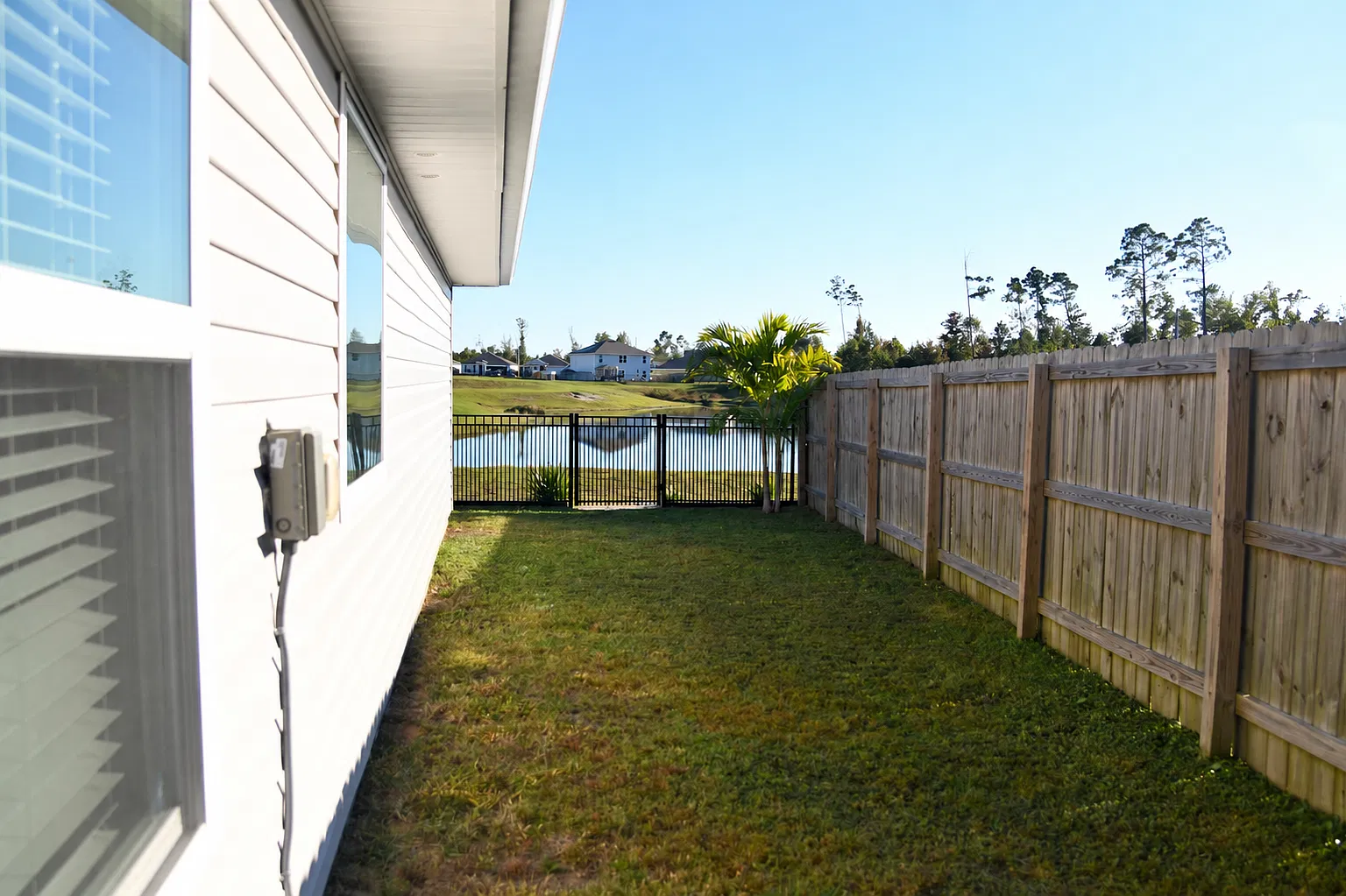 4 bed, 1814 sqft, $2,000 — Photo 3