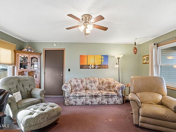 2nd image of 8675 Reitz Rd