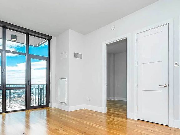 2nd image of 4441 Purves St APT 1505