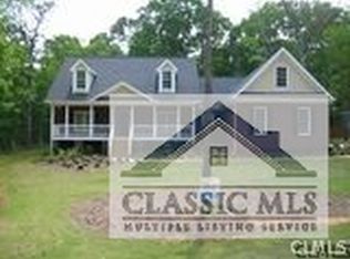 1210 Dove Crk, Winder, GA