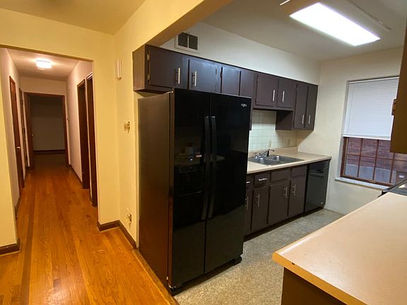 2nd image of 6957 Chippewa St Floor 1