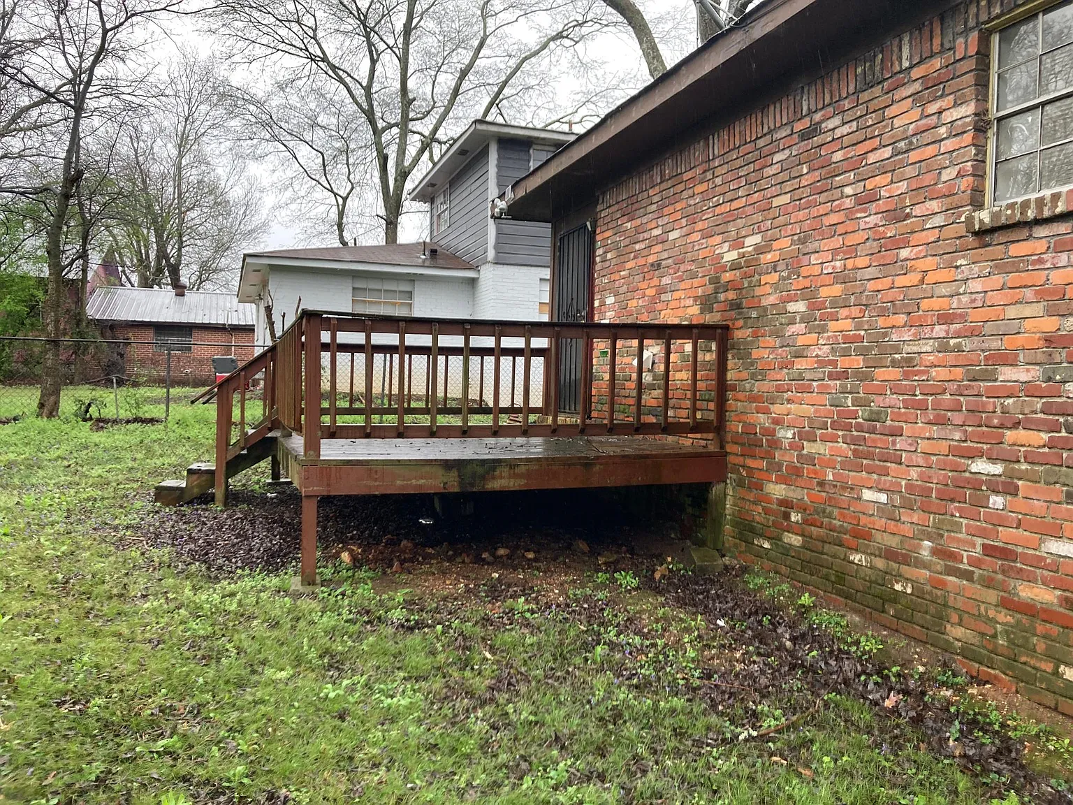 3 bed, 1300 sqft, $1,000 — Photo 3