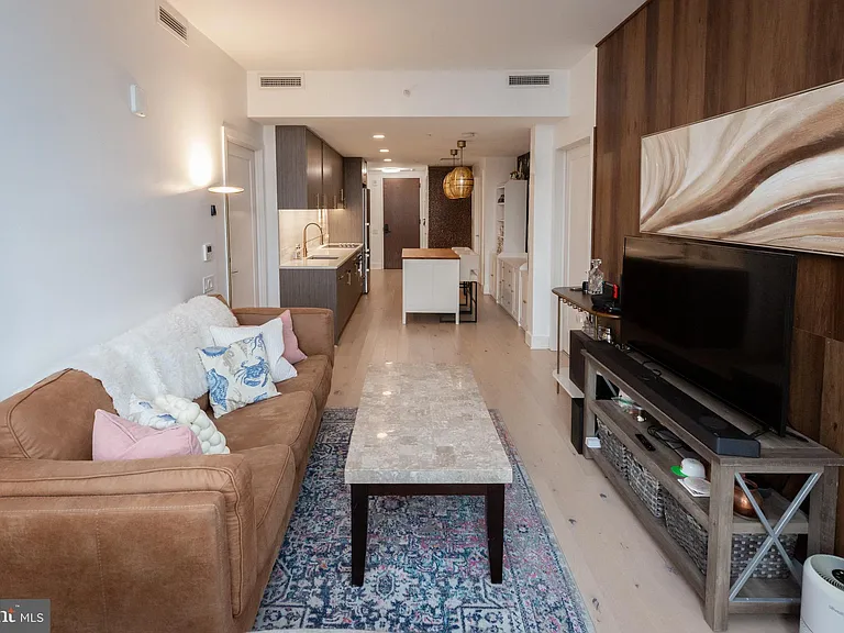 1211 Van St SE #1211 — Photo 10