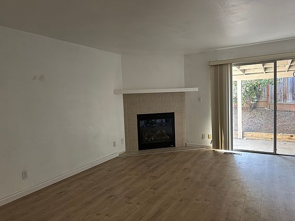 5th image of 10272 Lockwood Dr Unit B