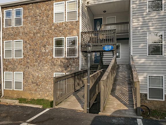 2nd image of 2414 Lake Park #4204