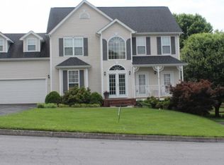 317 Autumn Cir, Bluff City, TN 37618