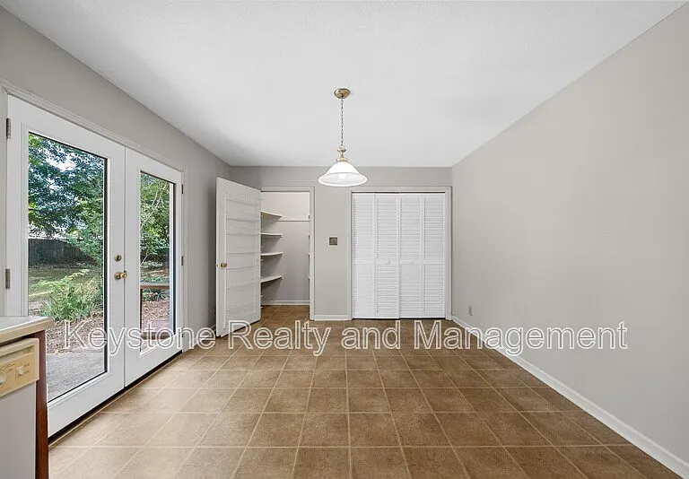 3445 Arvin Dr — Photo 6